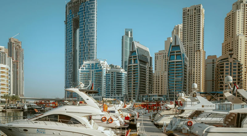 Dubaj latem: Czego się spodziewać i jak się cieszyć