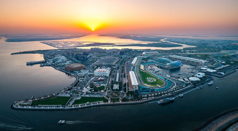 Yas Island a Saadiyat Island: Dva ostrovy, dve energie. Ktorý je ten váš?