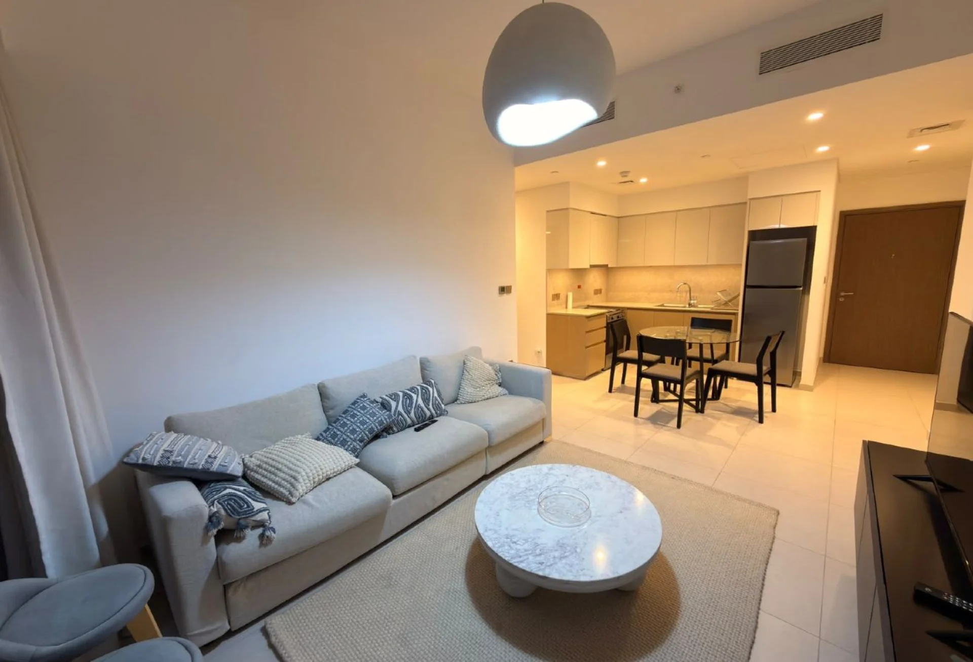 1 BR Apartment