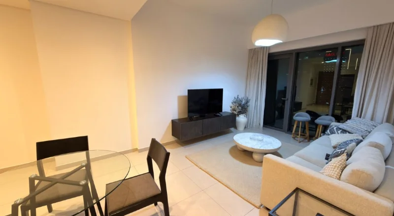1 BR Apartment