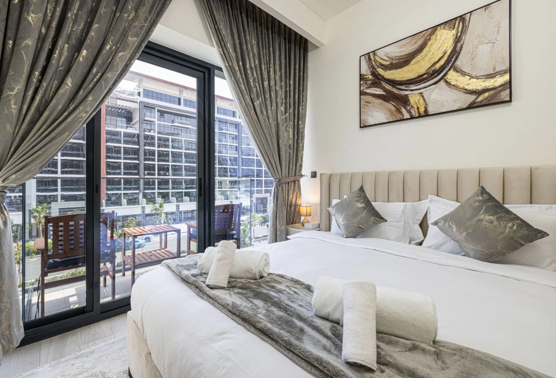 Studio Apartment