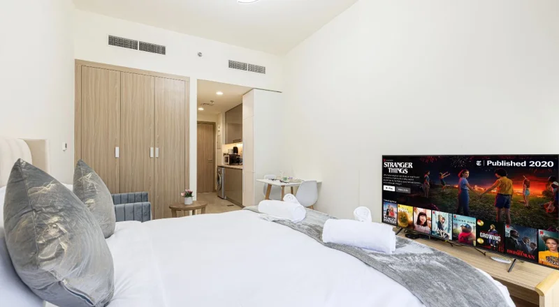 Studio Apartment
