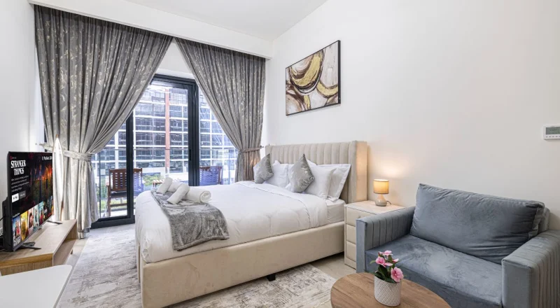 Studio Apartment
