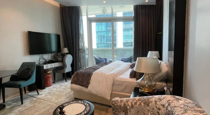 Studio Apartment