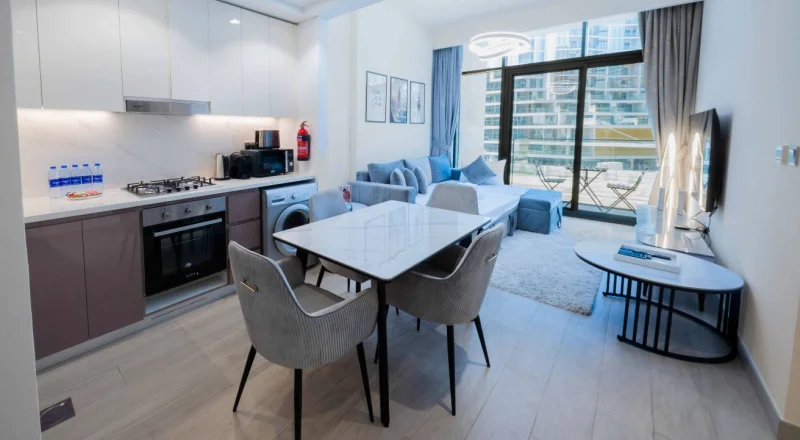 2 BR Apartment
