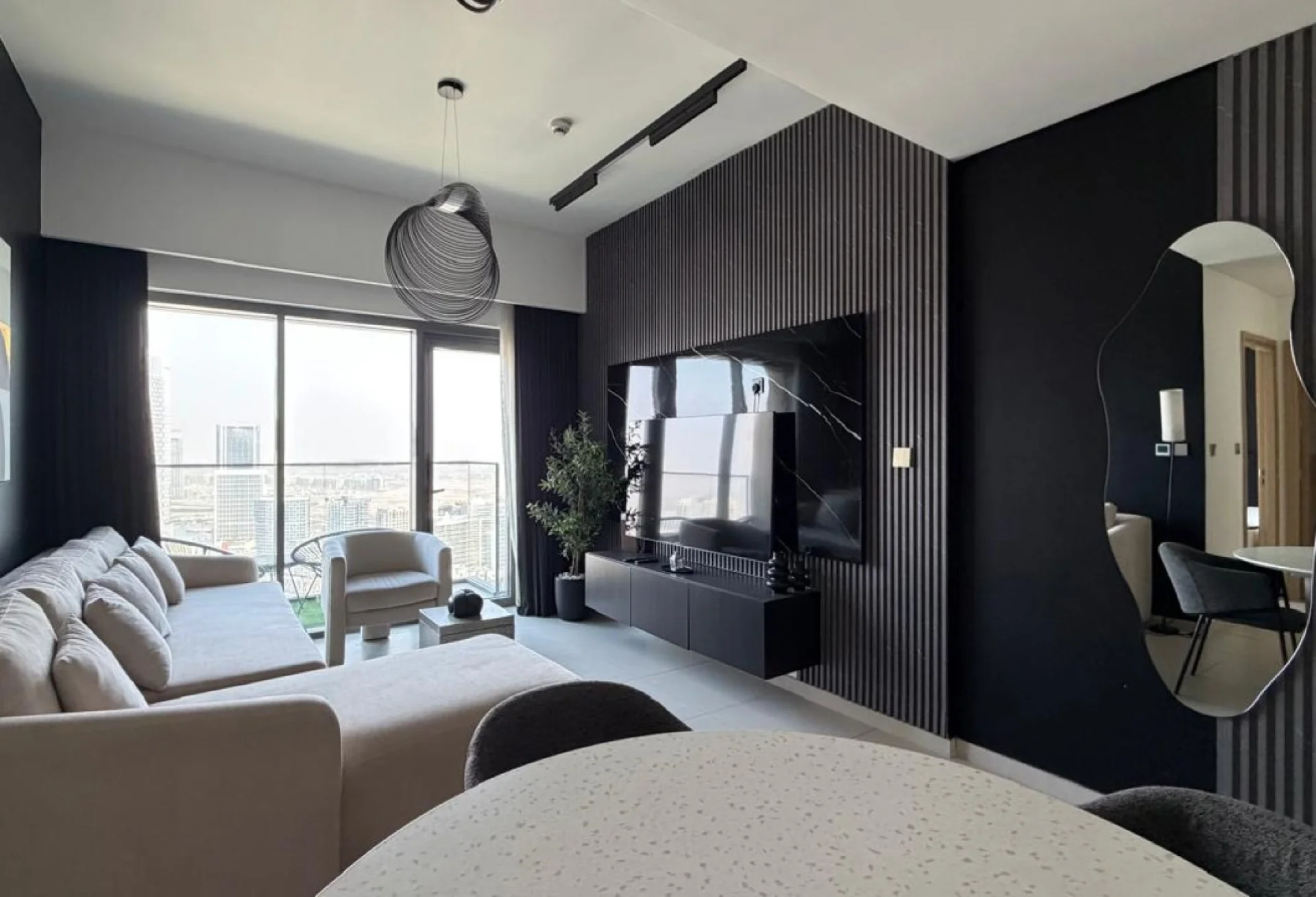 1 BR Apartment