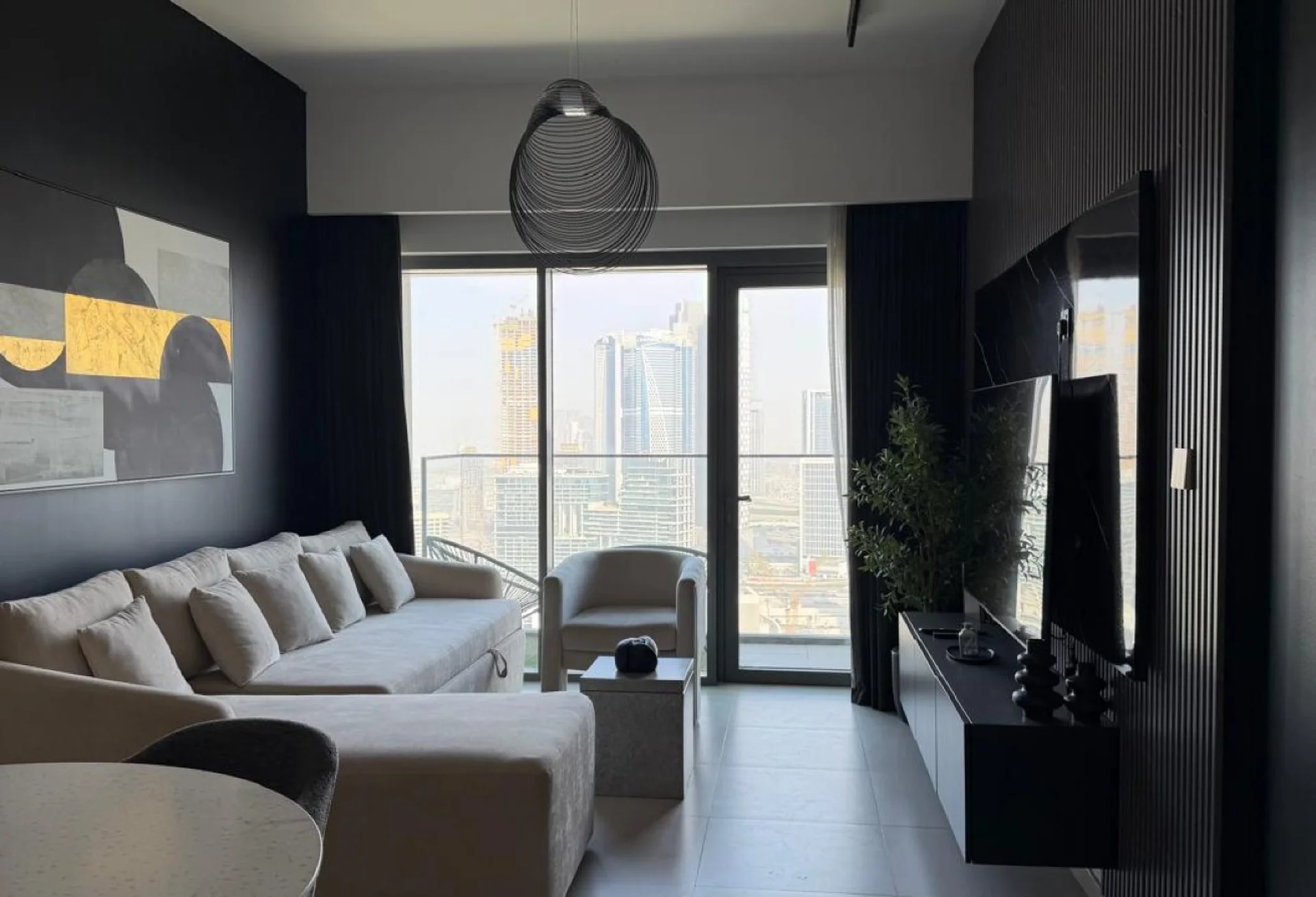 1 BR Apartment