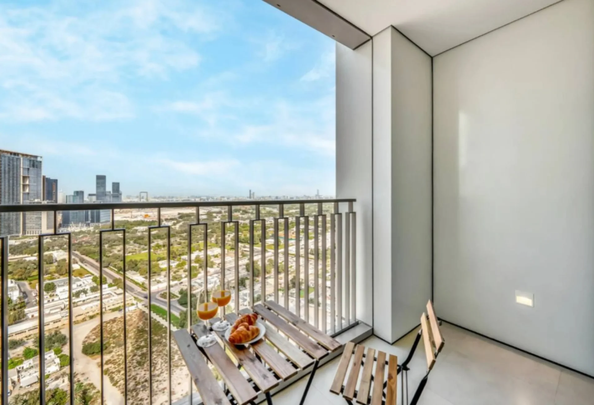 1 BR Apartment