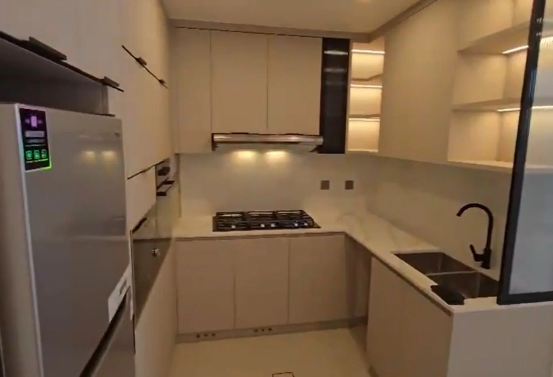2 BR Apartment