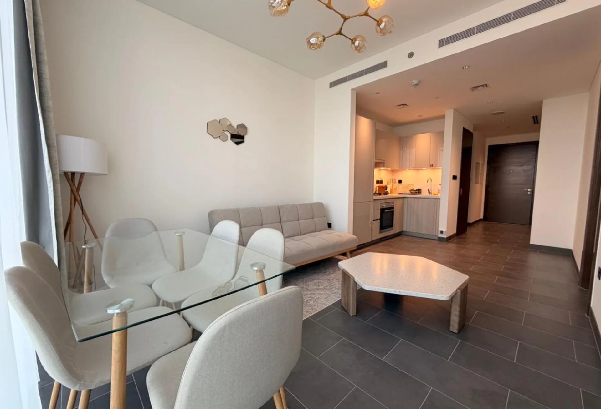 1 BR Apartment