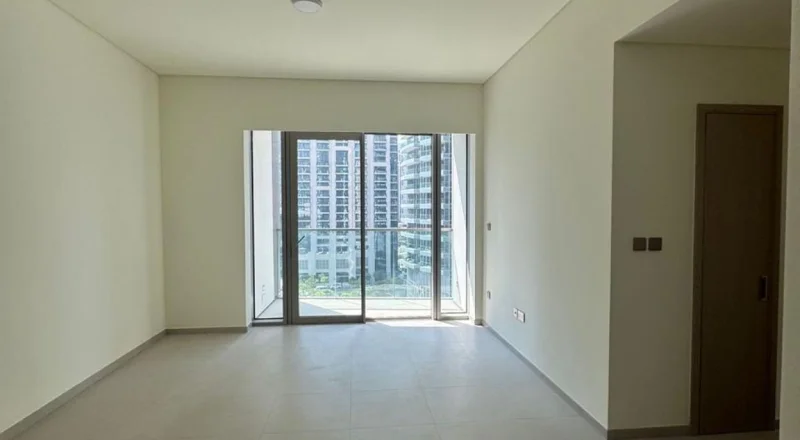 2 BR Apartment