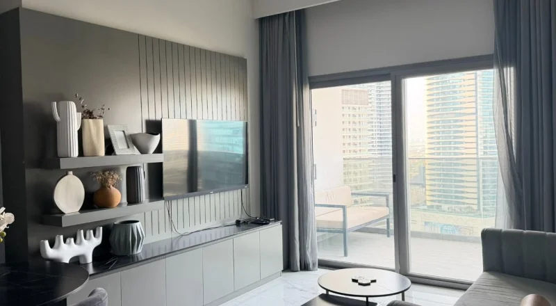 1 BR Apartment