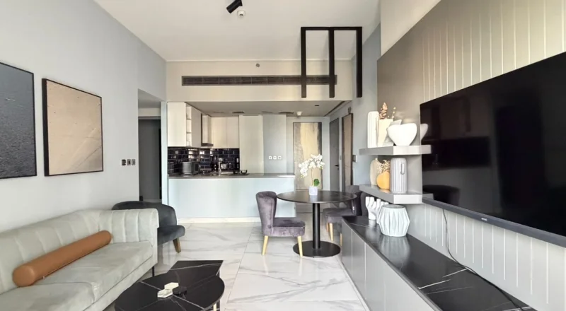 1 BR Apartment