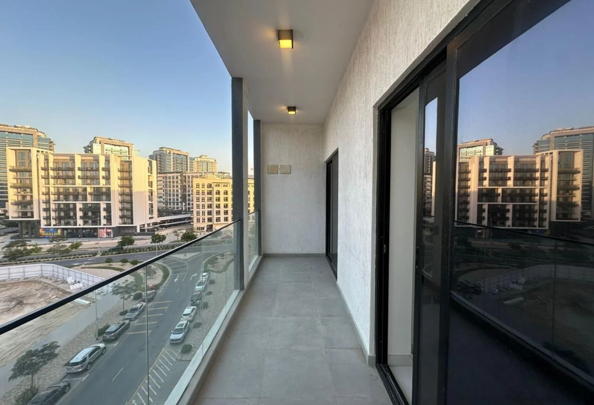 2 BR Apartment