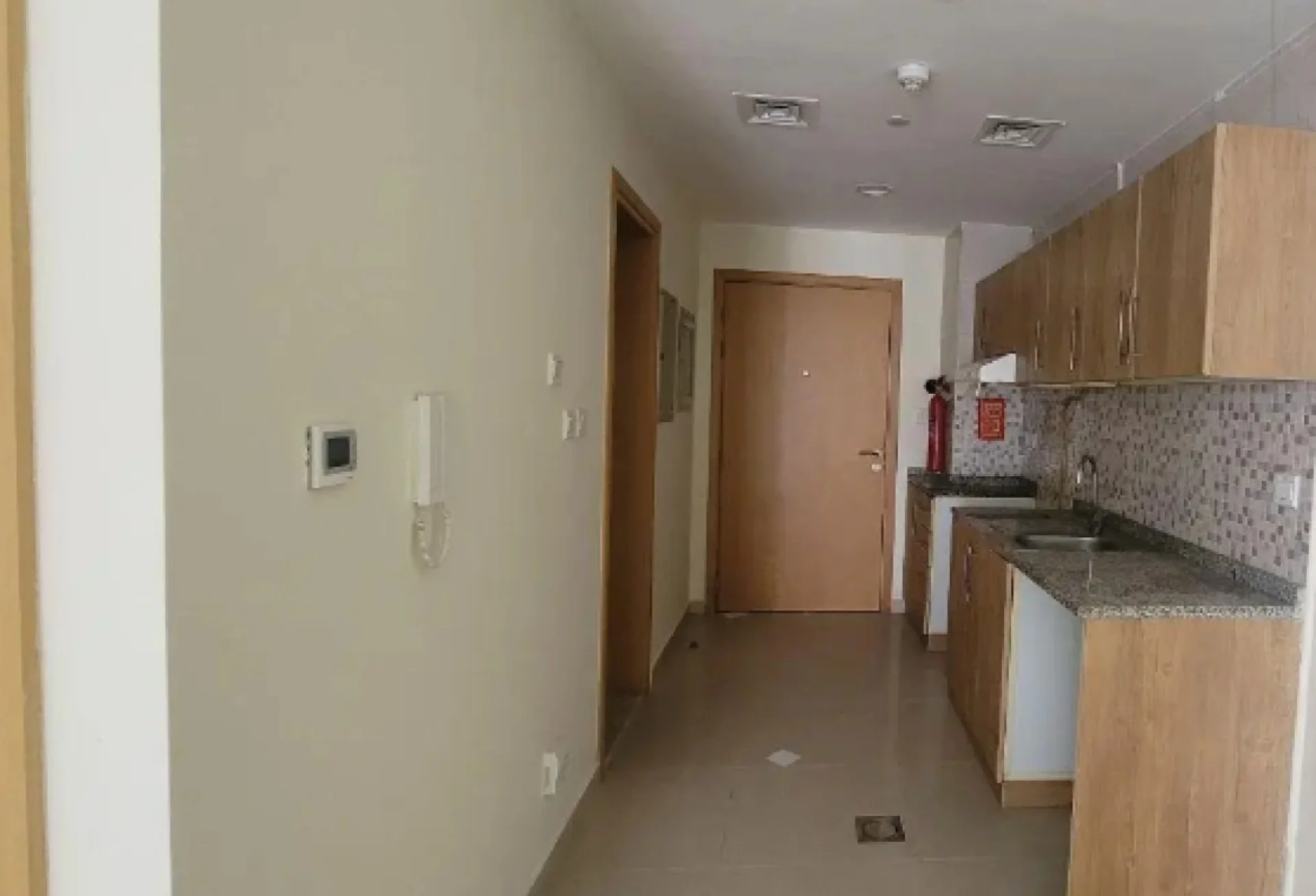 Studio Apartment