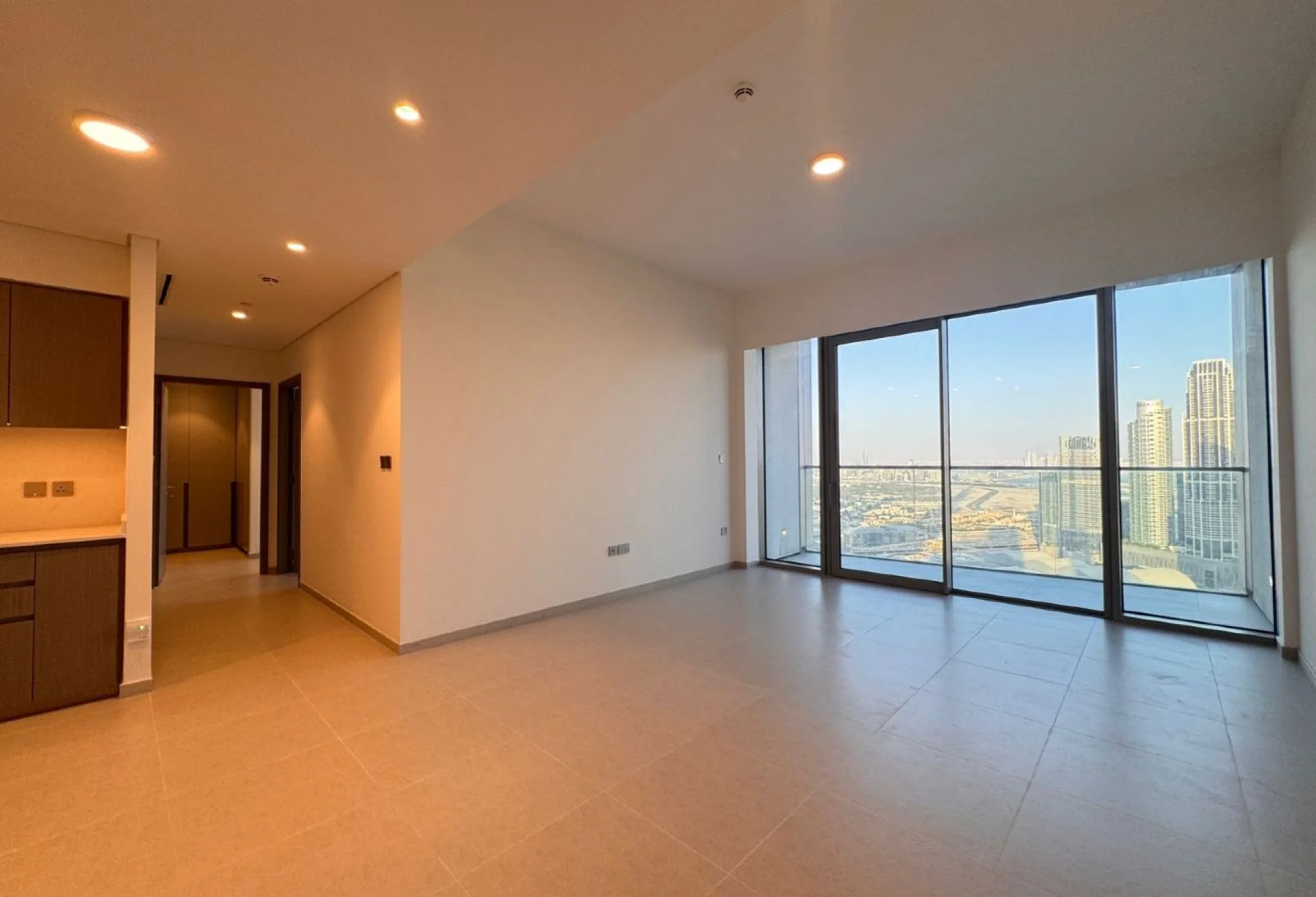 2 BR Apartment
