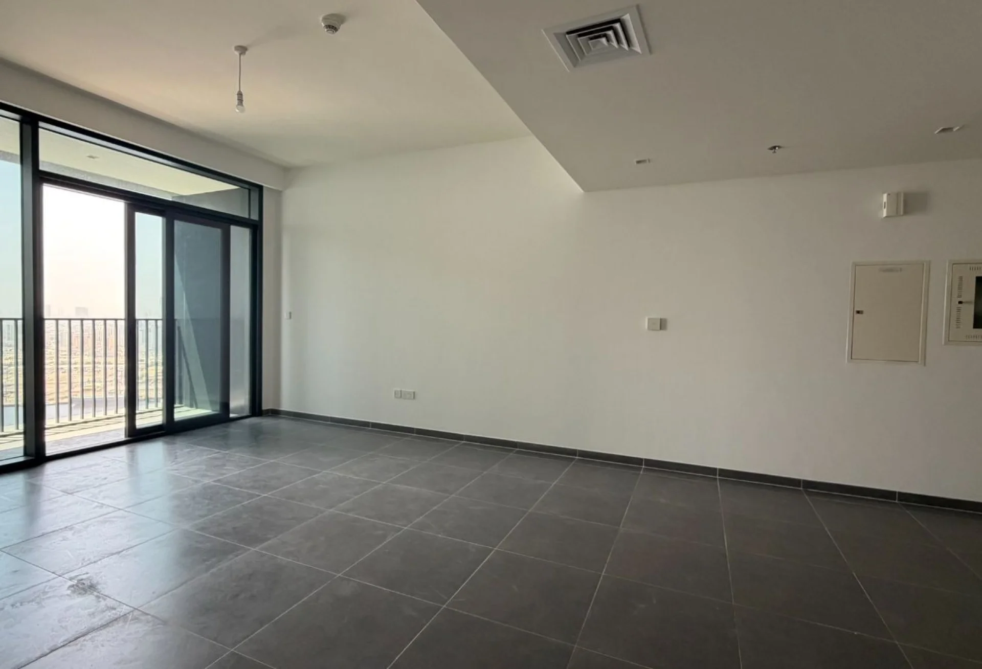 2 BR Apartment